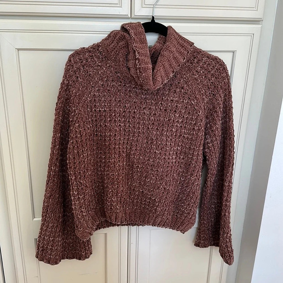 NWOT Fall Brown Knit Turtleneck with Bell Sleeves - Picture 1 of 3
